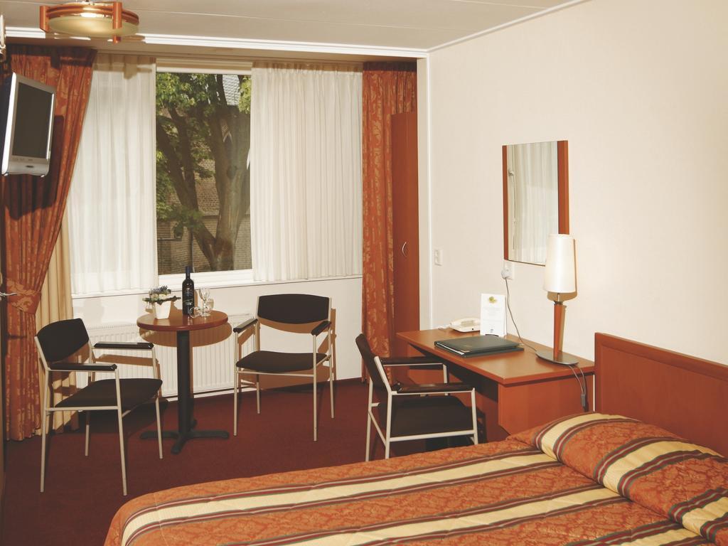 Hotel Kuik Ruinen Habitación foto